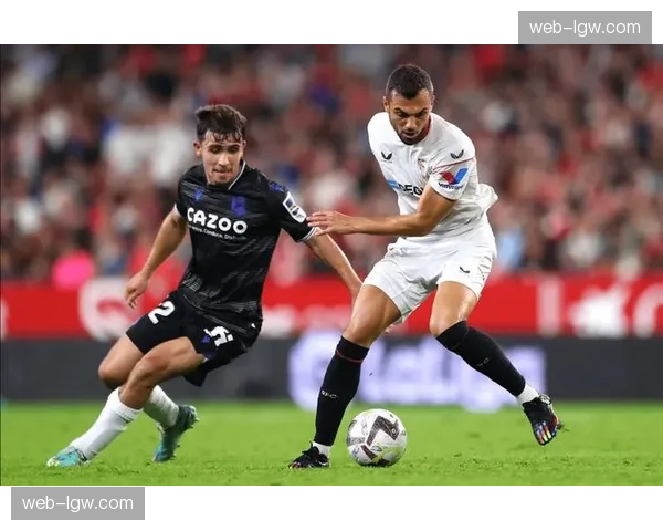 塞维利亚门将弗拉乔季莫斯首发 扑救稳定性受考验