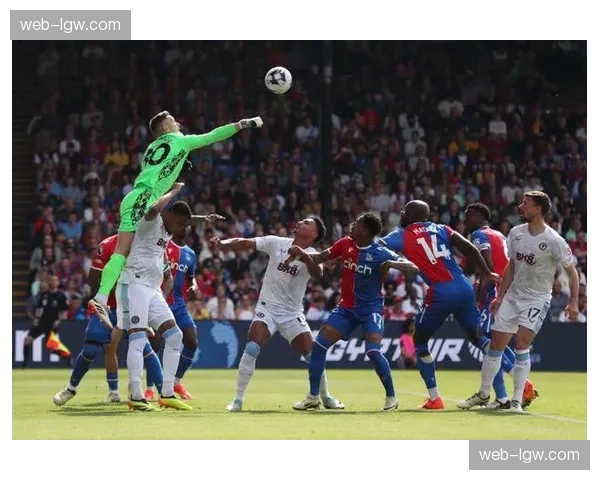 水晶宫前场推进速度2.02米-秒联赛最快，简洁打法助其跻身积分榜前列